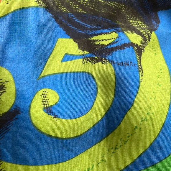 Vintage PK Mui Silk Tank - Picture 7 of 7